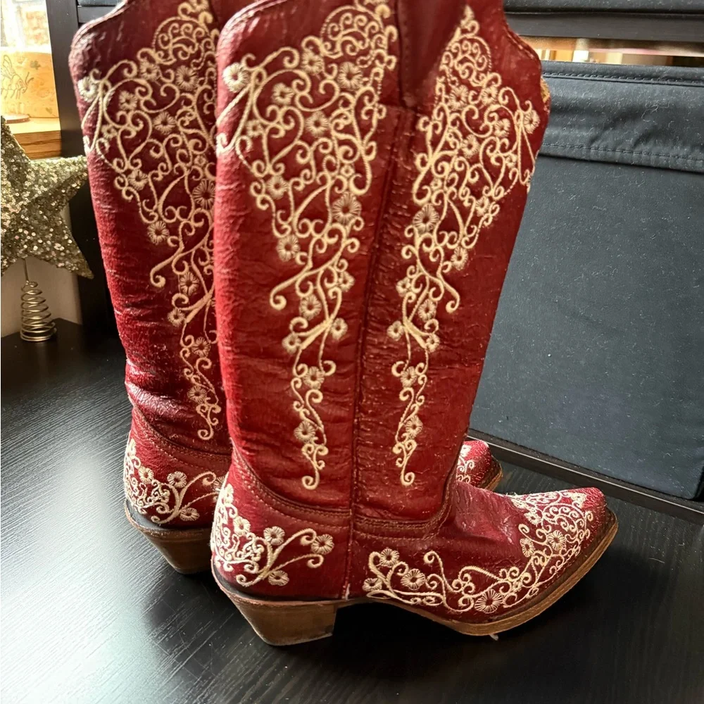 Corral Red Embroidered Western Boots Tall Leather Cowgirl Boots Size 7.5M NWOT - Picture 8 of 15